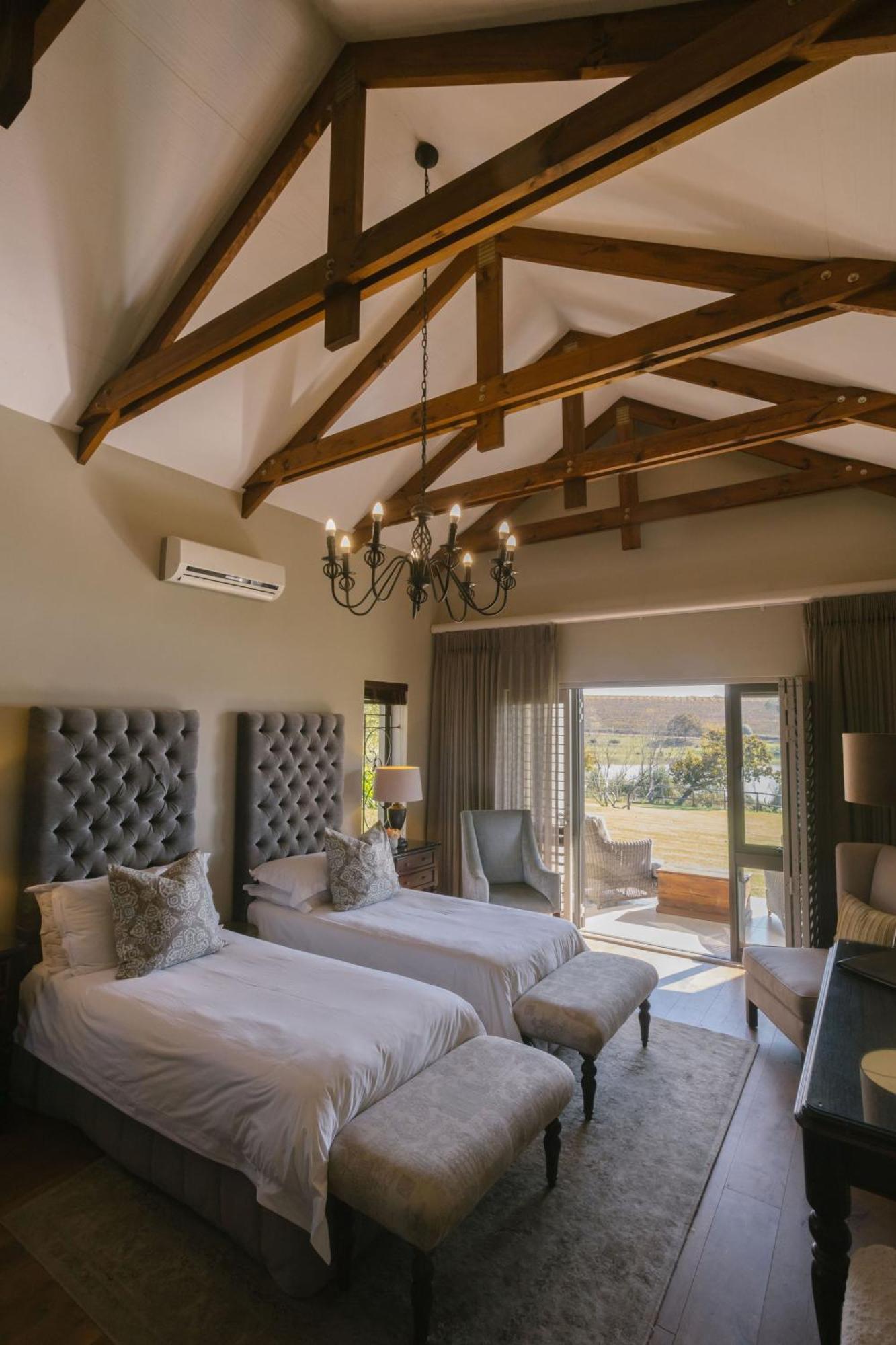 Under Oaks Guesthouse Paarl Exterior foto
