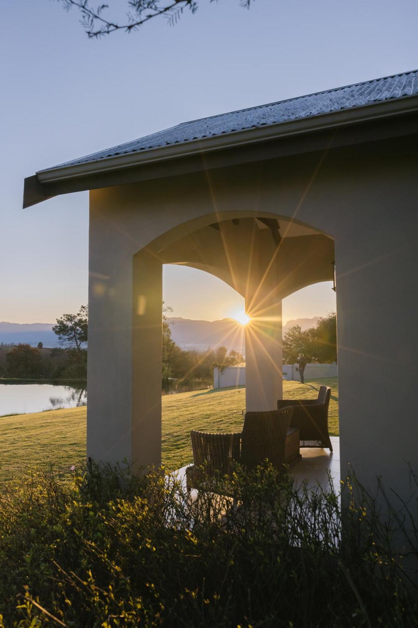 Under Oaks Guesthouse Paarl Exterior foto