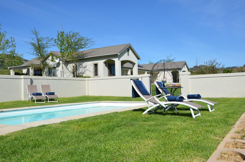 Under Oaks Guesthouse Paarl Exterior foto